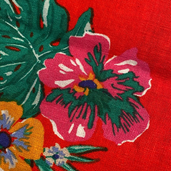 NWT Old Navy Women's shorts - SZ 10 - never worn!! - Picture 3 of 3